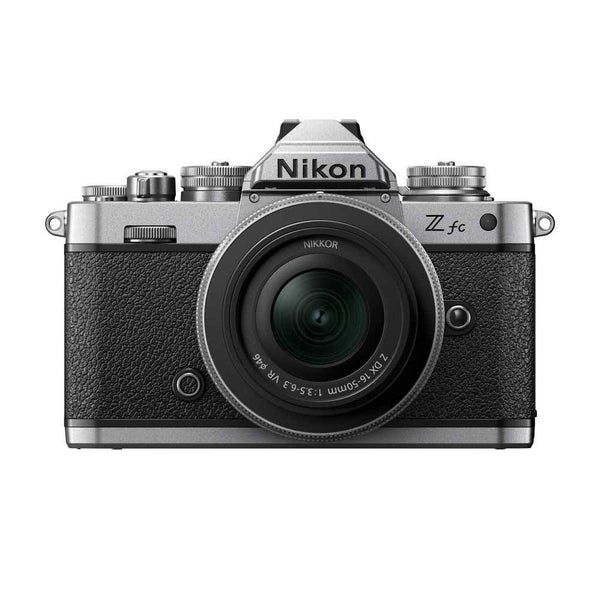 Nikon Z fc Systemkamera mit Z DX 16-50 mm f/3.5-6.3 Standardzoom-Objektiv